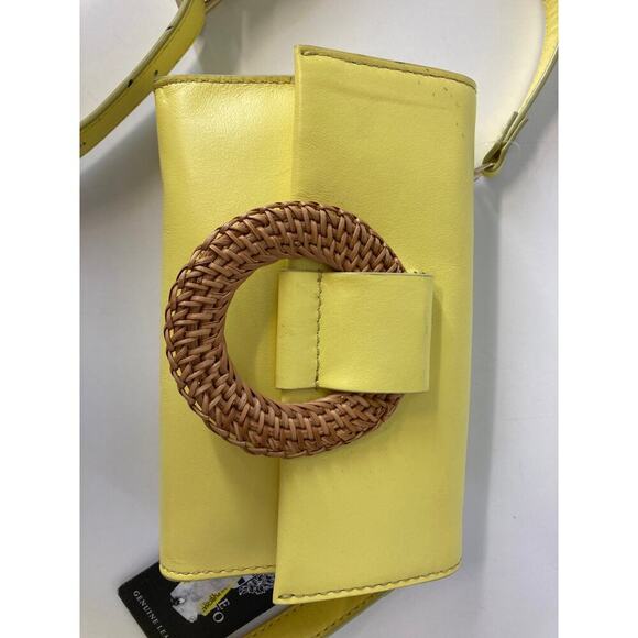 VINCE CAMUTO NWT SMALL YELLOW LEATHER CROSSBODY BAG (ASIS) - Picture 2 of 16